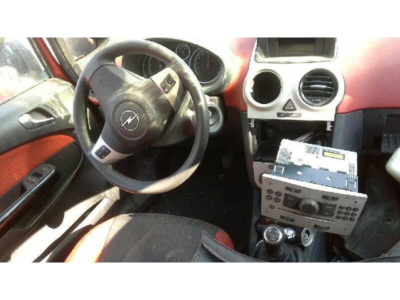 opel corsa d del año 2007