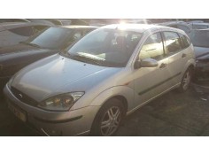 ford focus berlina (cak) del año 2001