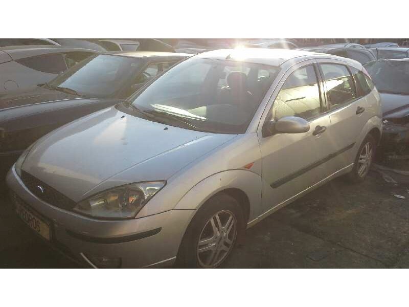 ford focus berlina (cak) del año 2001