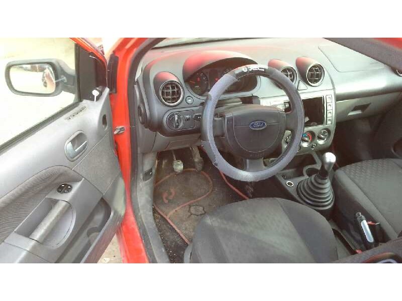 ford fiesta (cbk) del año 2003