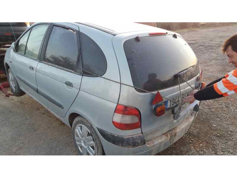 renault scenic (ja..) del año 2002
