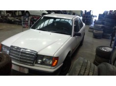 mercedes-benz clase e (w124) berlina del año 2000 2