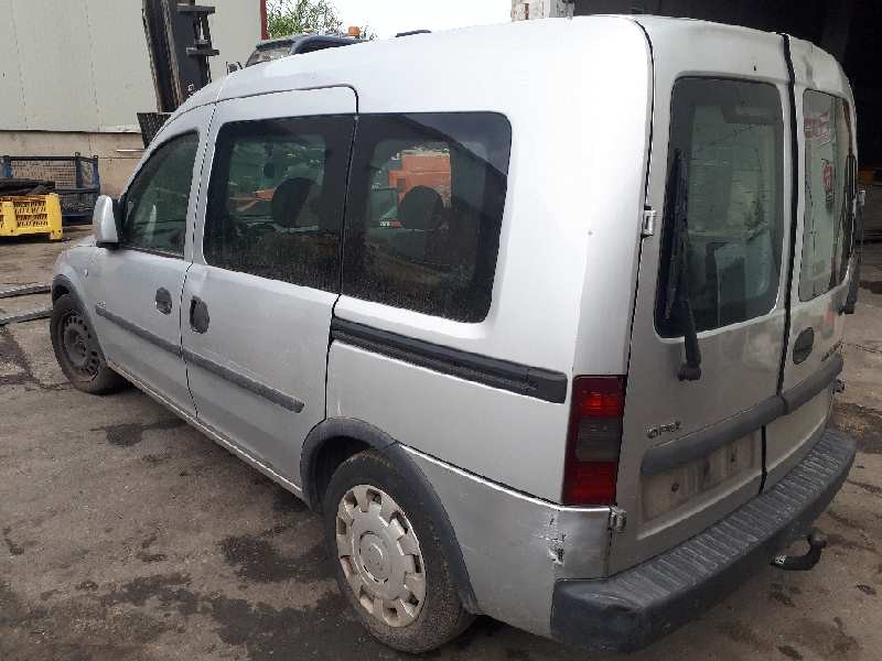 opel combo (corsa c) del año 2004