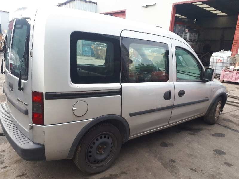 opel combo (corsa c) del año 2004