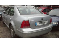 volkswagen bora berlina (1j2) del año 2001 2