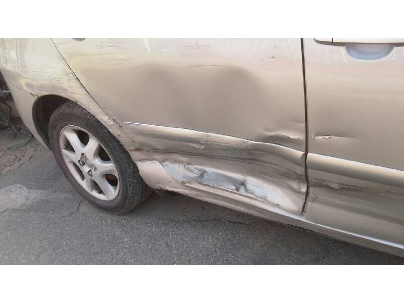 toyota corolla verso (e12) del año 2003