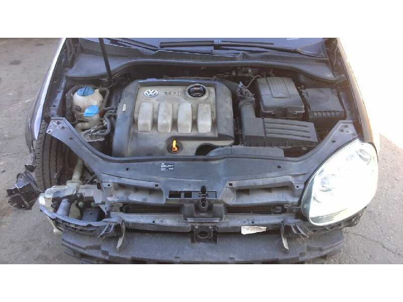 volkswagen golf v berlina (1k1) del año 2004