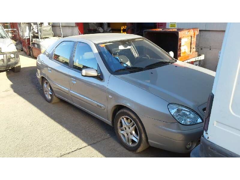 citroën xsara berlina del año 2004