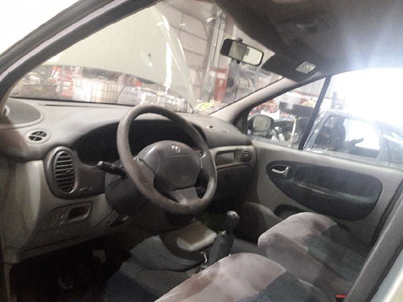 renault scenic (ja..) del año 2003