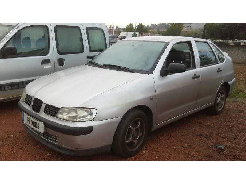 seat cordoba berlina (6k2) del año 2000