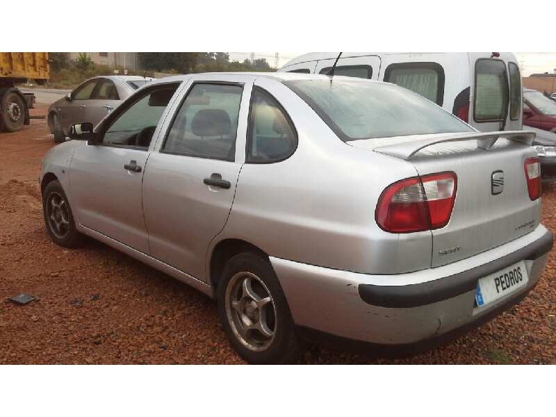 seat cordoba berlina (6k2) del año 2000