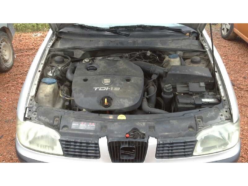 seat cordoba berlina (6k2) del año 2000