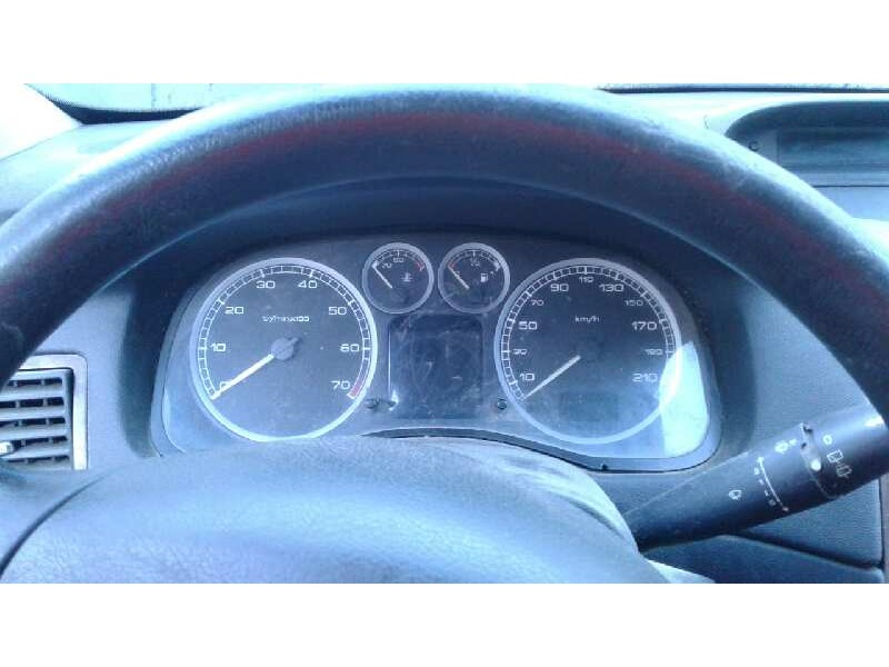 peugeot 307 (s1) del año 2001