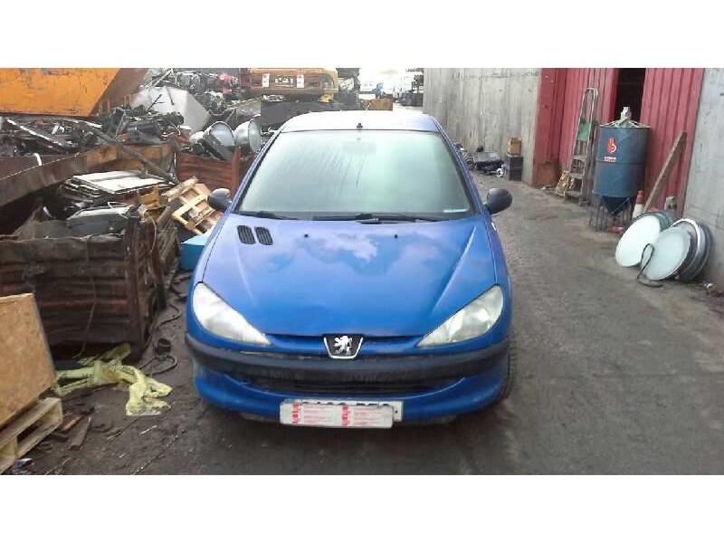 peugeot 206 berlina del año 2000