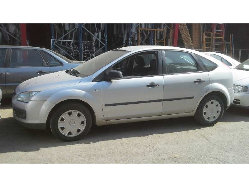 ford focus berlina (cap) del año 2005