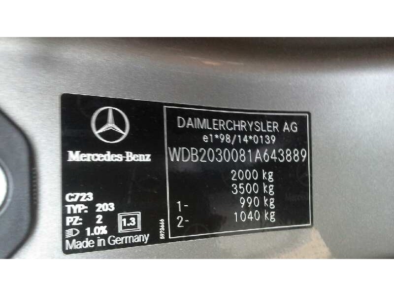 mercedes-benz clase c (w203) berlina del año 2005