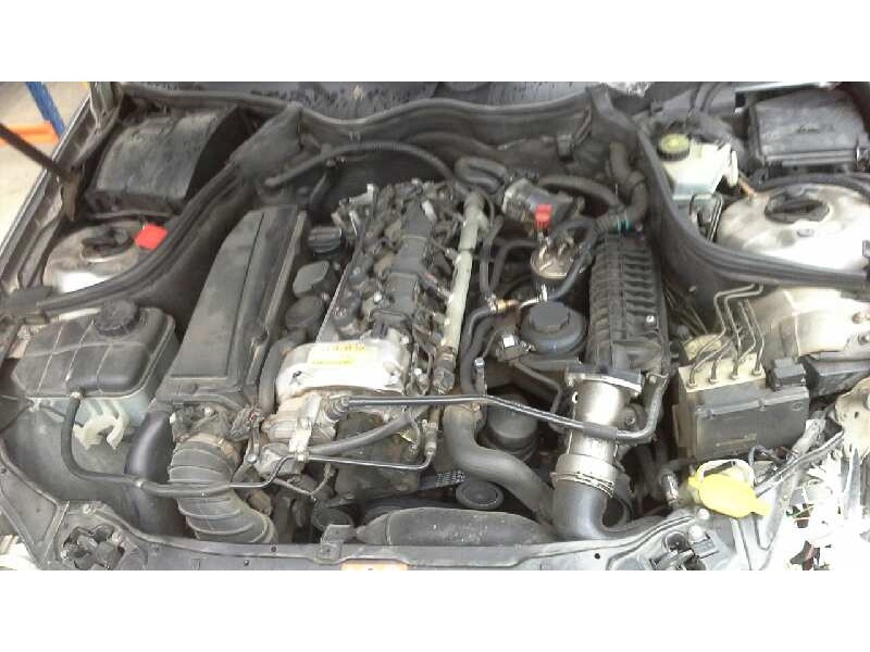 mercedes-benz clase c (w203) berlina del año 2005