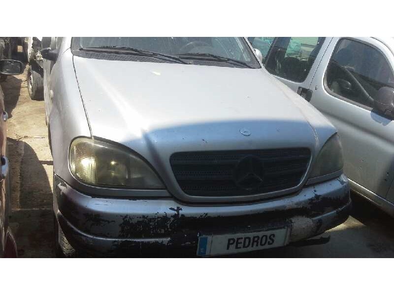 mercedes-benz clase m (w163) del año 1998
