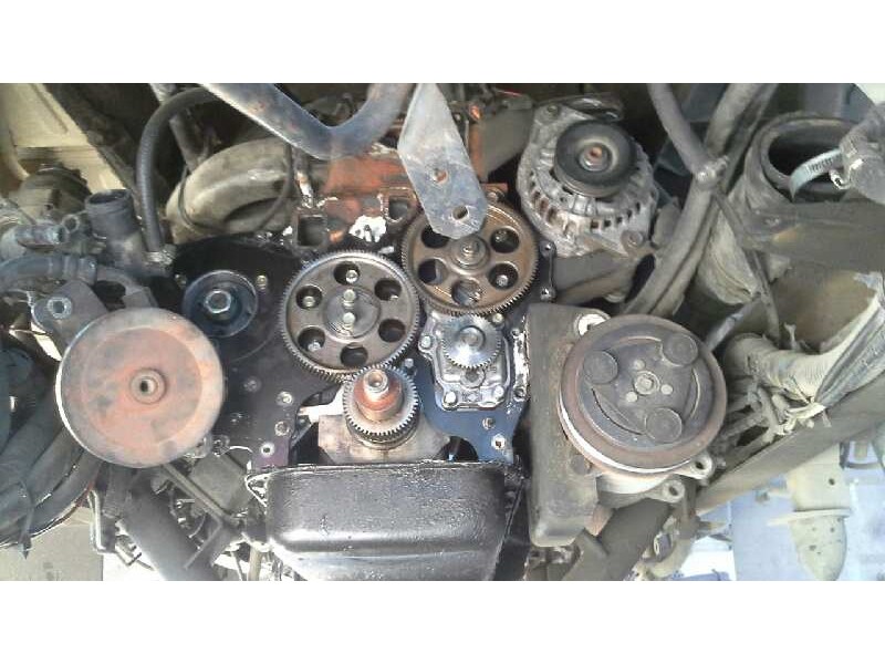 nissan atleon del año 2001