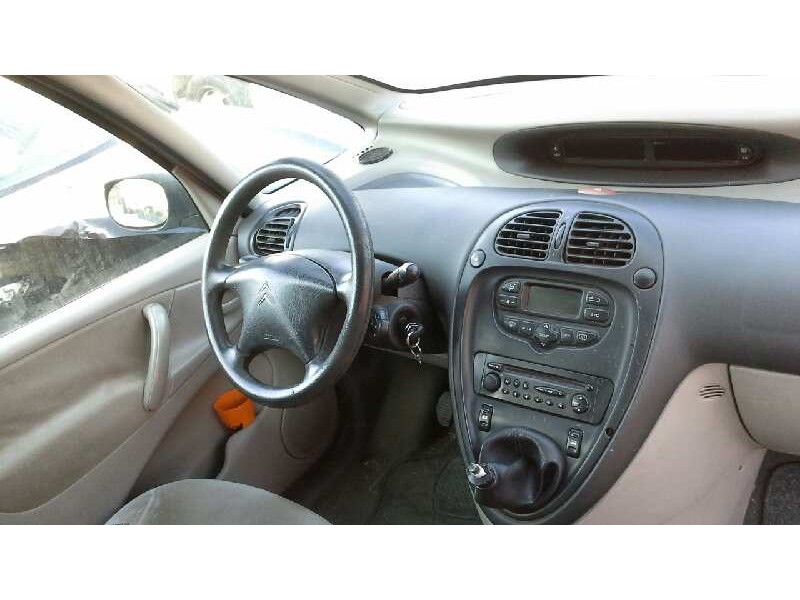 citroën xsara picasso del año 2003