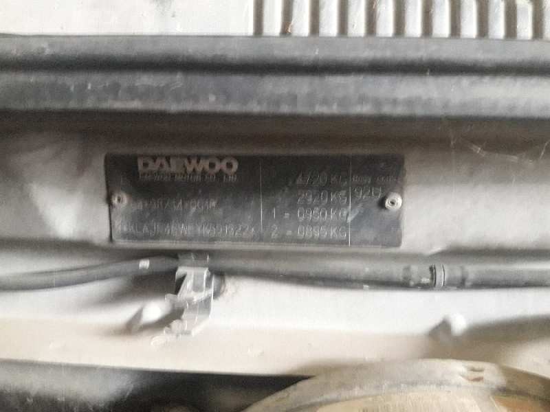 daewoo nubira berlina del año 2000