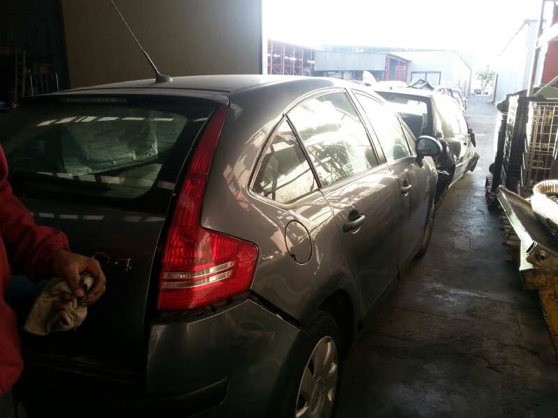 citroën c4 berlina del año 2007