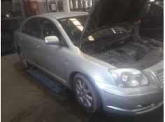 toyota avensis berlina (t25) del año 2004 2