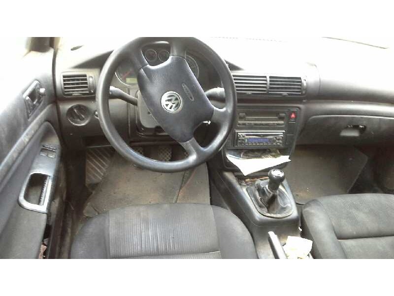 volkswagen passat berlina (3b3) del año 2001