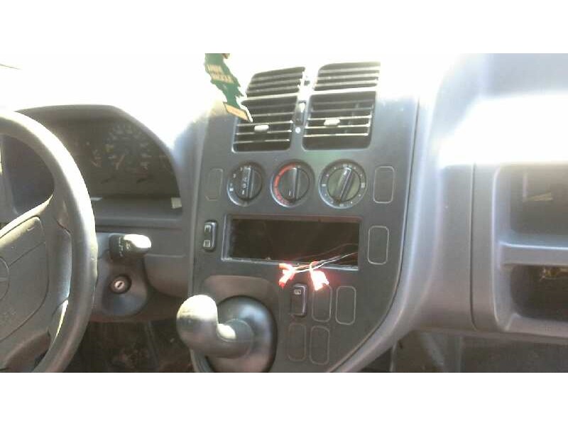 mercedes-benz vito (w638) combi del año 1996