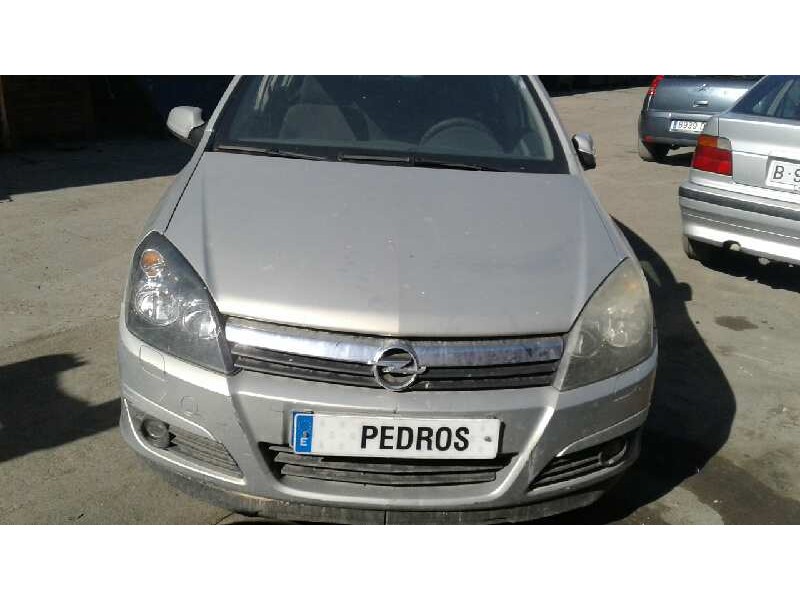 opel astra h berlina del año 2005