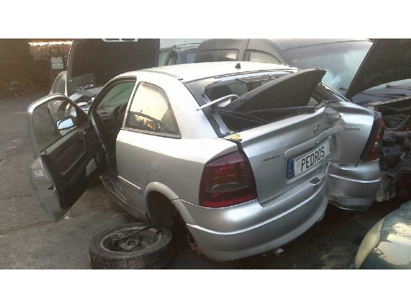 opel astra g berlina del año 2003