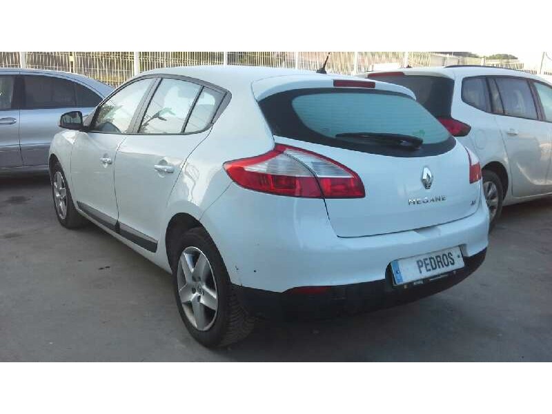 renault megane iii berlina 5 p del año 2014