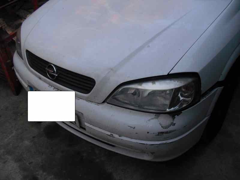 opel astra g berlina del año 1998