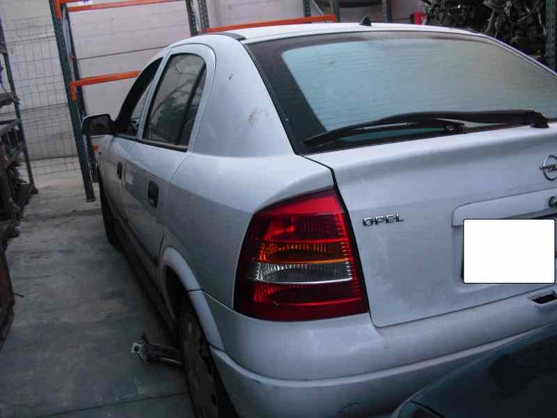 opel astra g berlina del año 1998