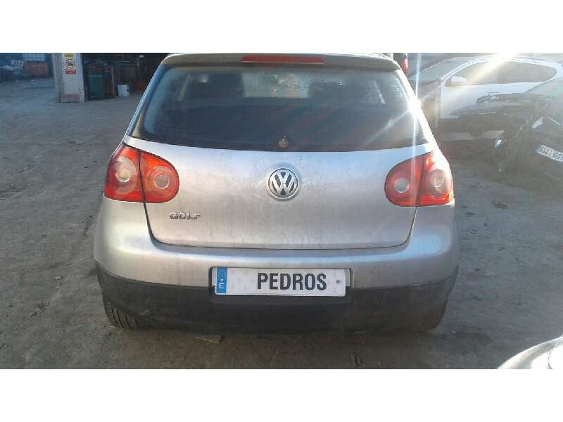 volkswagen golf v berlina (1k1) del año 2004