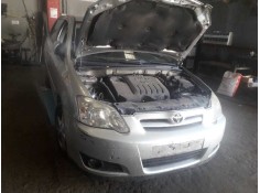 toyota corolla (e12) del año 2005