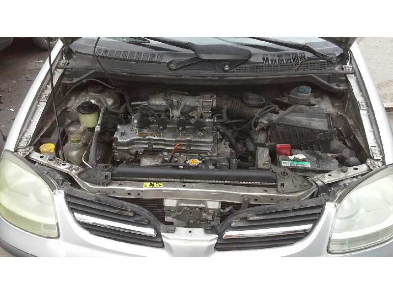 nissan almera tino (v10m) del año 2006