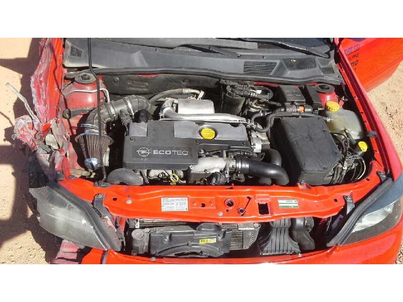 opel astra g berlina del año 2004