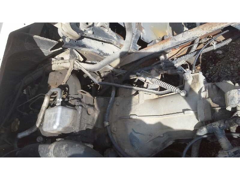 nissan atleon del año 2006