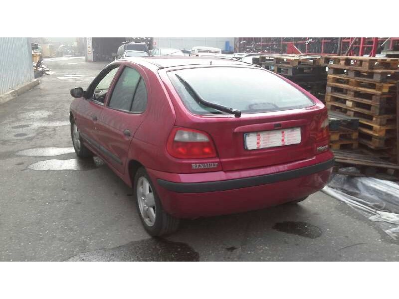 renault megane i fase 2 berlina (ba0) del año 2001