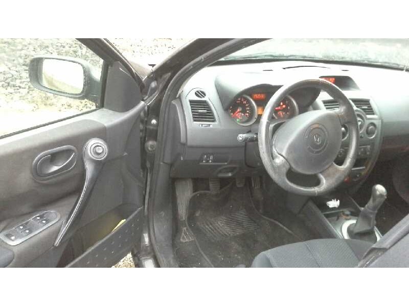 renault megane ii berlina 5p del año 2003