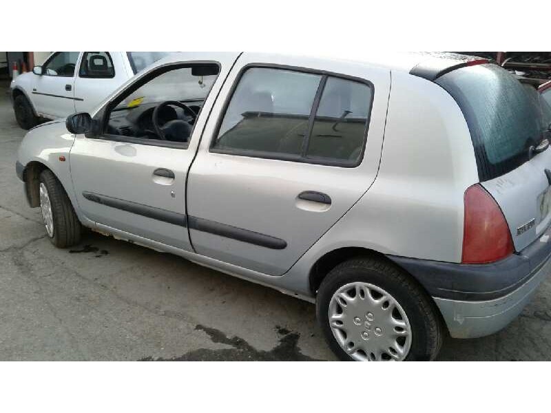 renault clio ii fase i (b/cbo) del año 2001