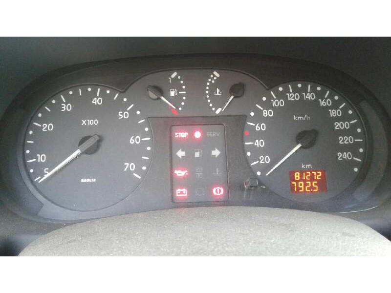 renault clio ii fase i (b/cbo) del año 2001