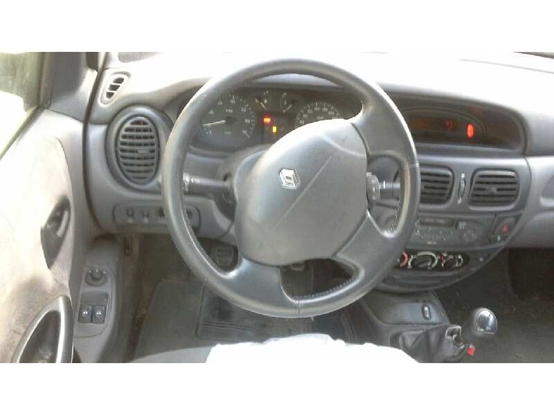 renault megane i fase 2 classic (la..) del año 2001