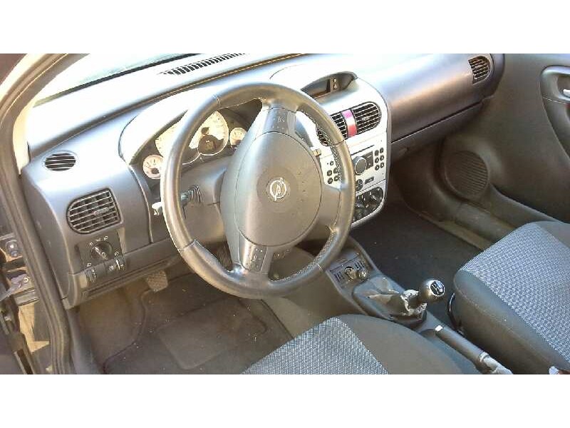 opel corsa c del año 2005
