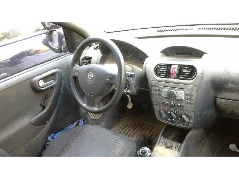 opel corsa c del año 2005