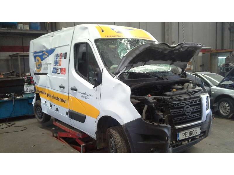 nissan nv 400 del año 2015