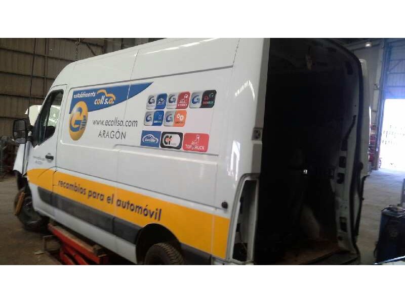 nissan nv 400 del año 2015