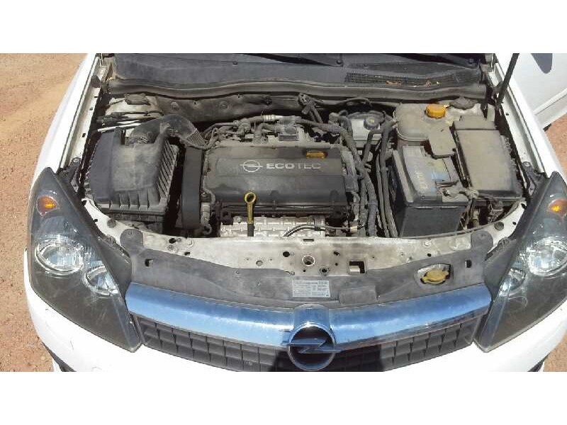 opel astra gtc del año 2009