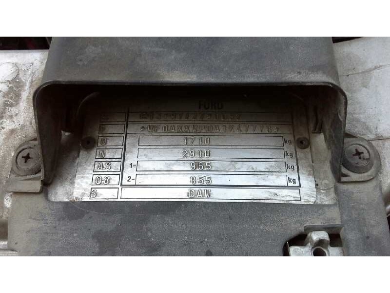 ford focus berlina (cak) del año 2001